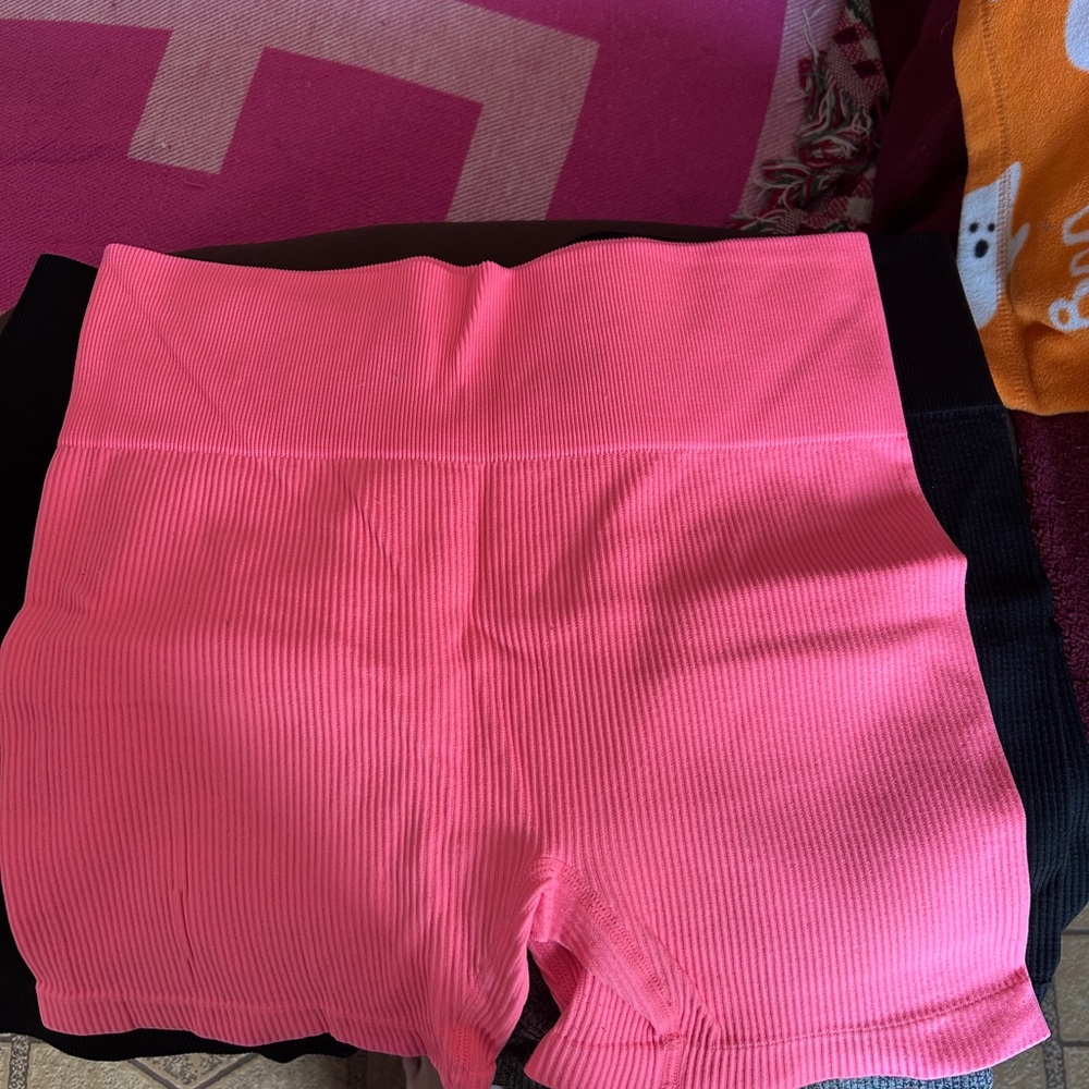 Colsie High Waist Pink Ribbed Shorts set 4